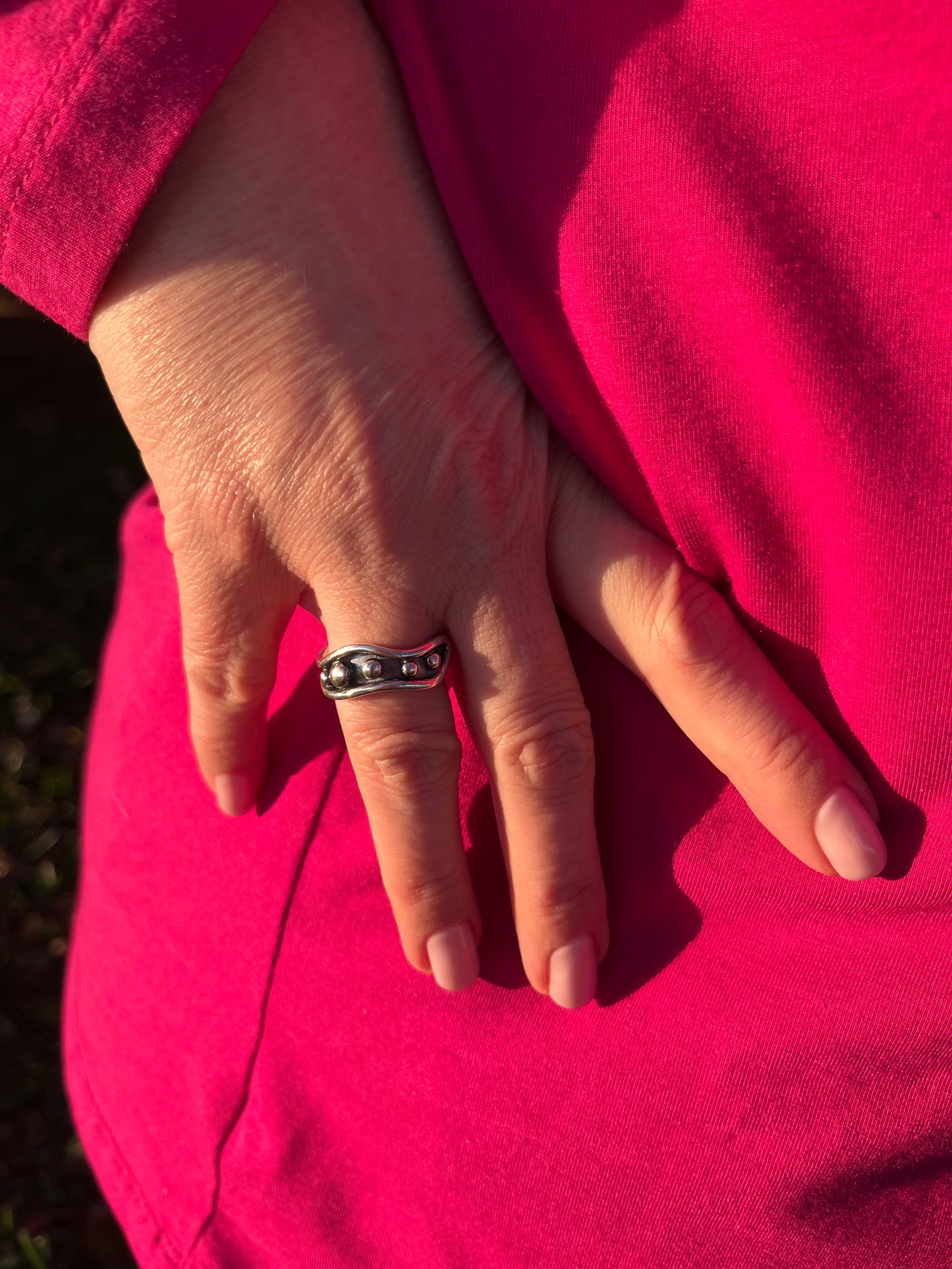 Adjustable Wave Ball Cigar Ring
