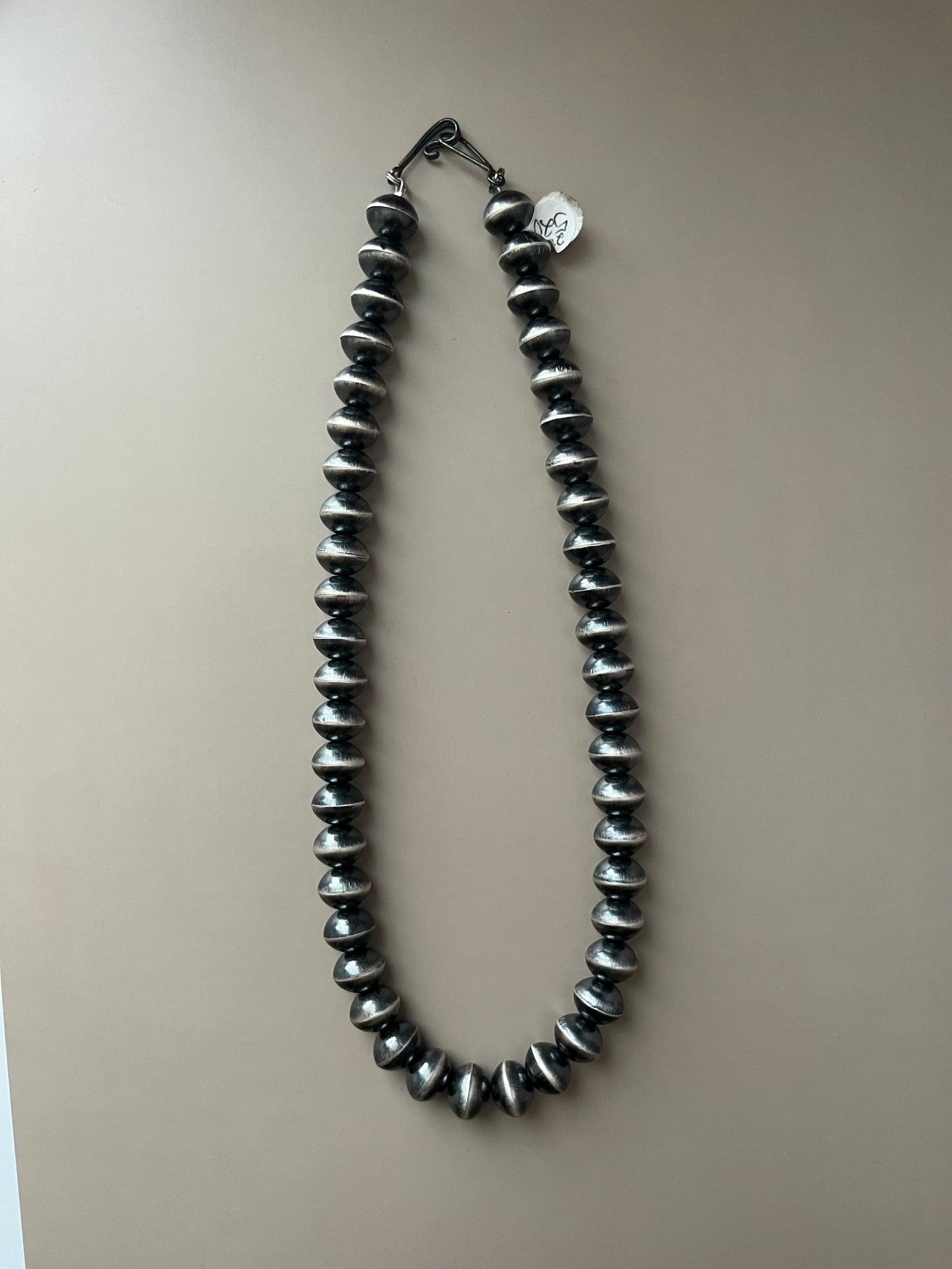 Handmade Navajo Pearl Necklace 20"