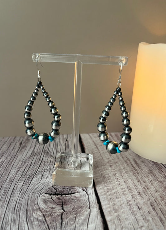 Graduated Navajo Pearl Earrings with Turquoise