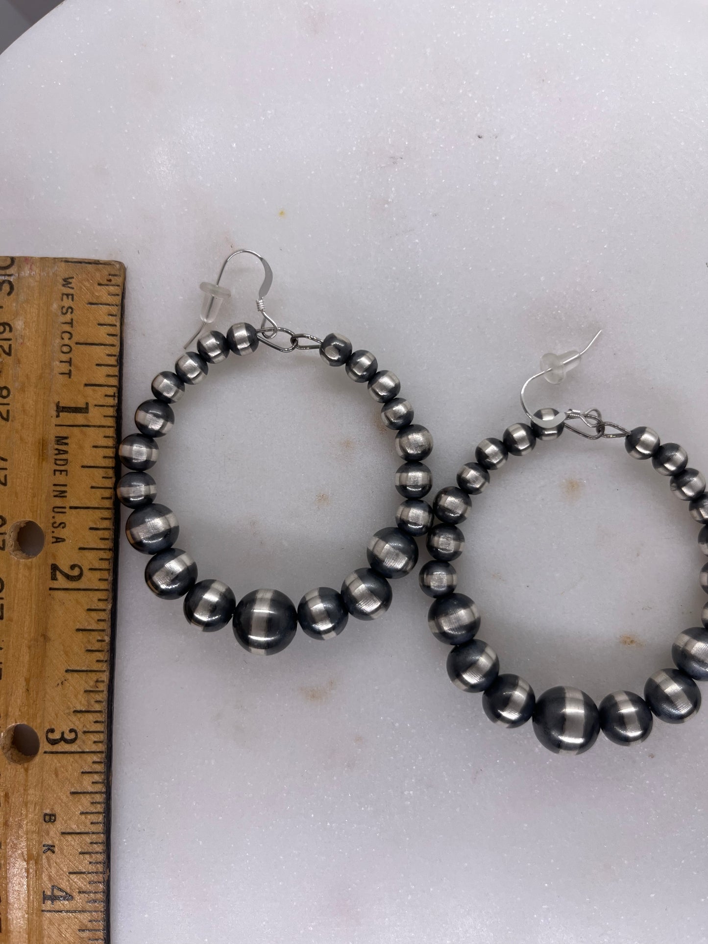 Round Graduated Navajo Pearl Earrings