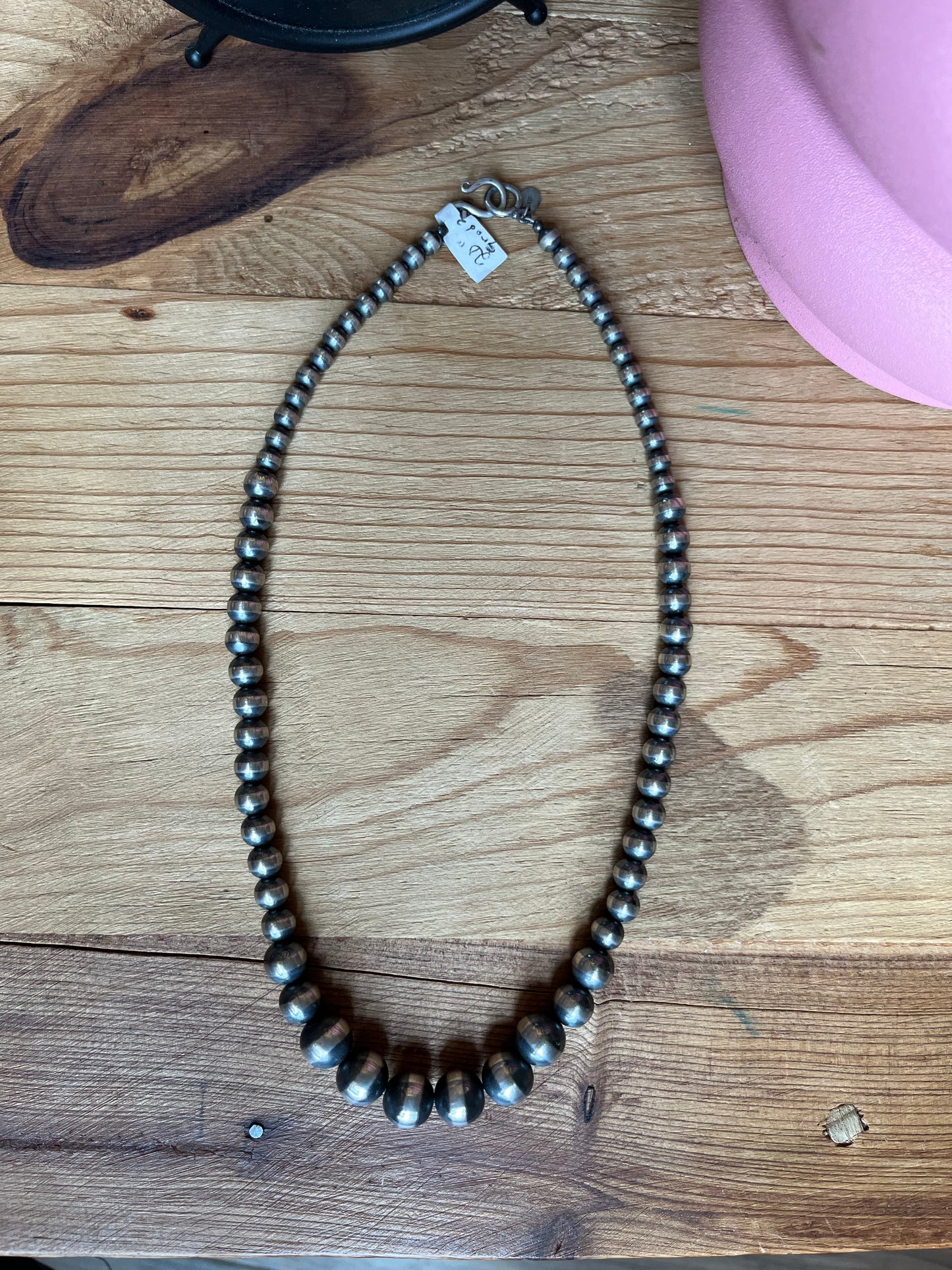 Graduated Navajo Pearl 20"